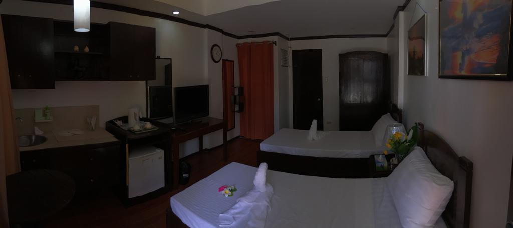 Ranile'S Pension House Cebu Zewnętrze zdjęcie